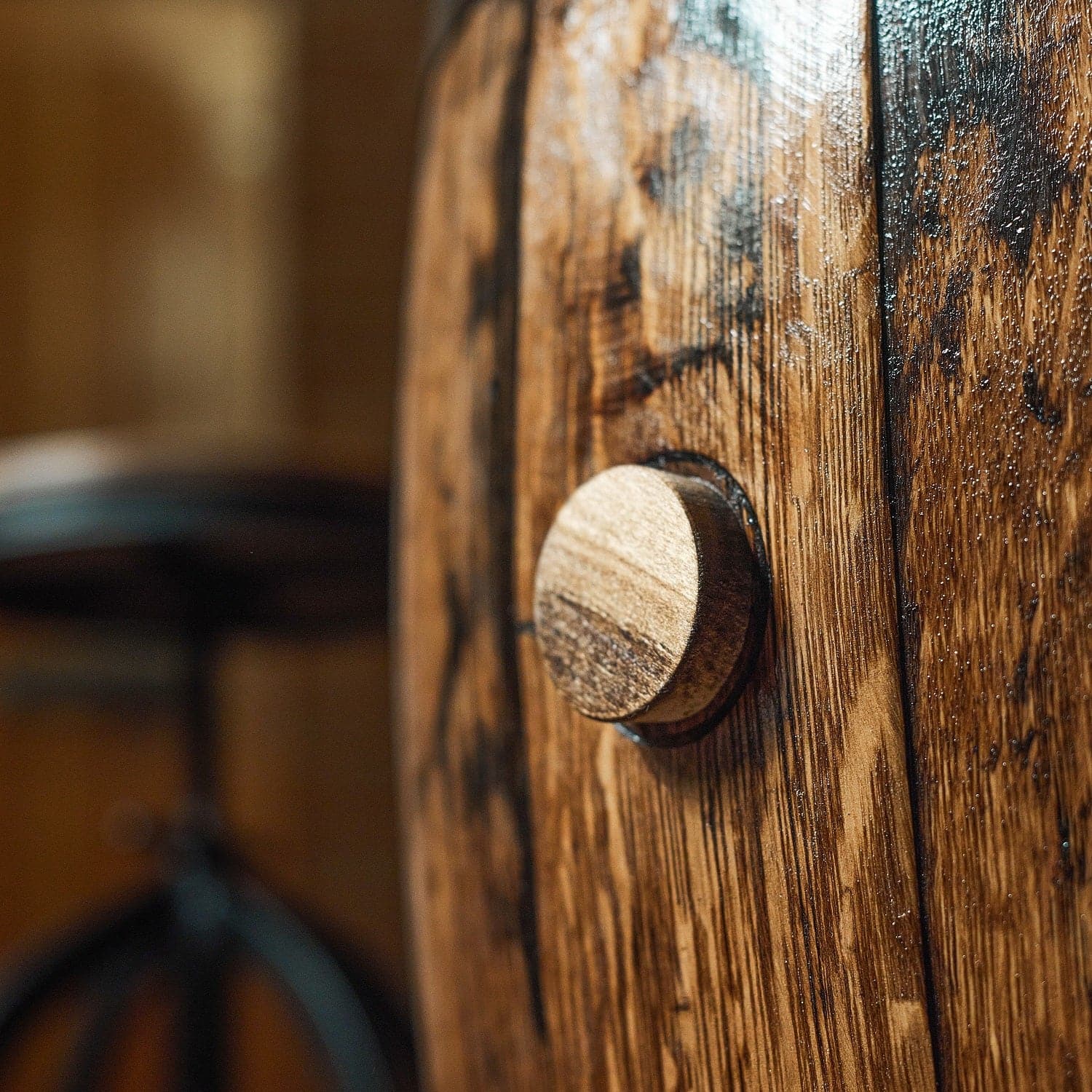 Standard Refurbished Whiskey Barrel - Image 6